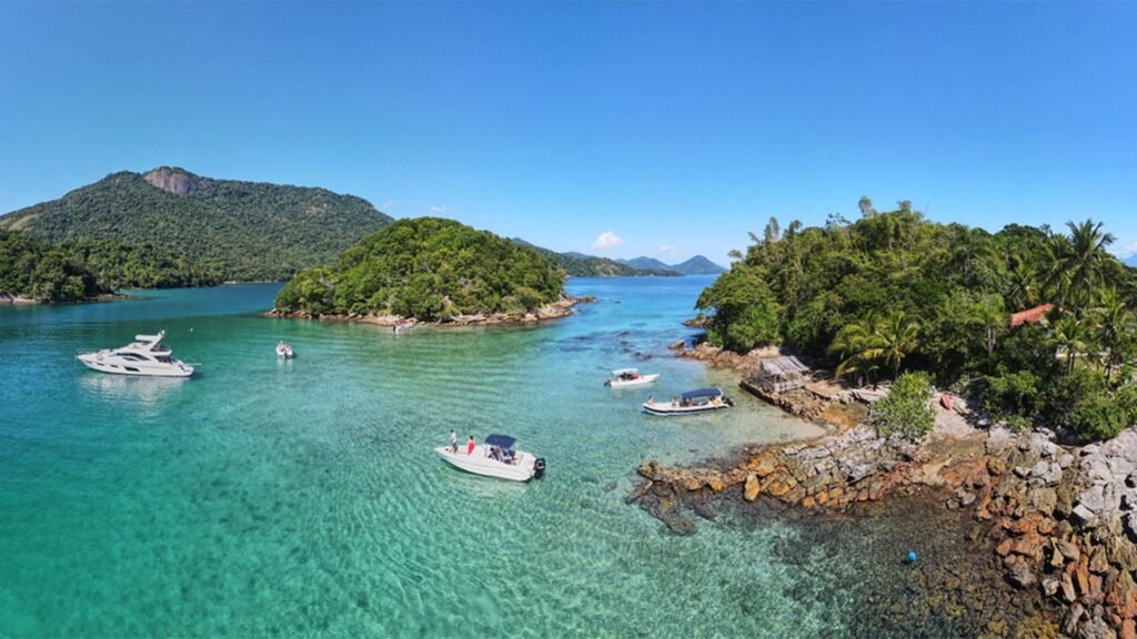 Lagoa Azul Mergulhe no Aquário Natural de Angra dos Reis
